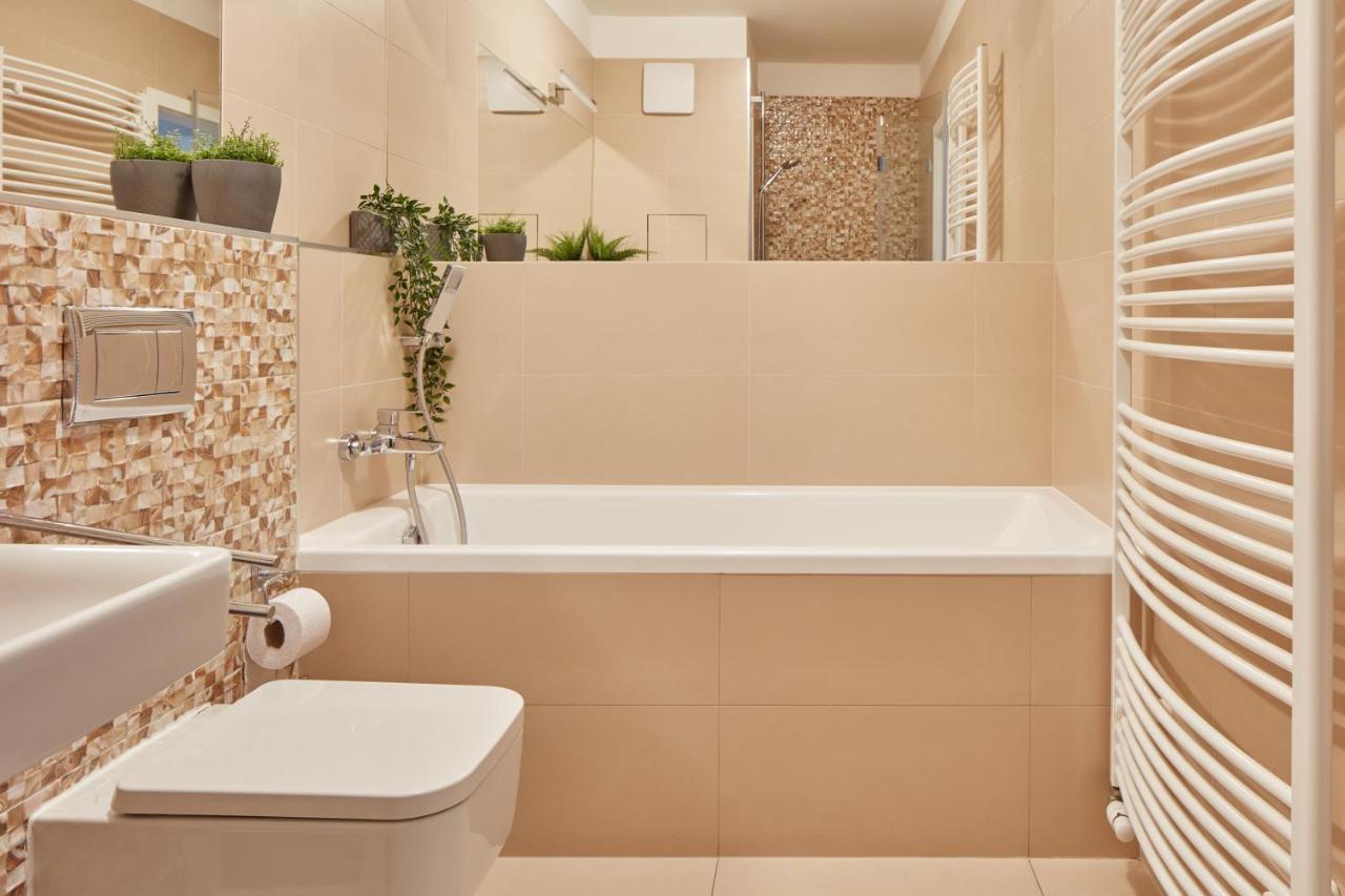 Appartement Days - Bright Interior - Free Parking - Spacious Layout Praag